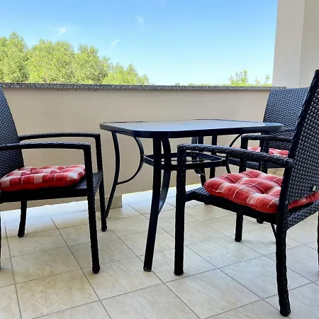 Apartment Miramar