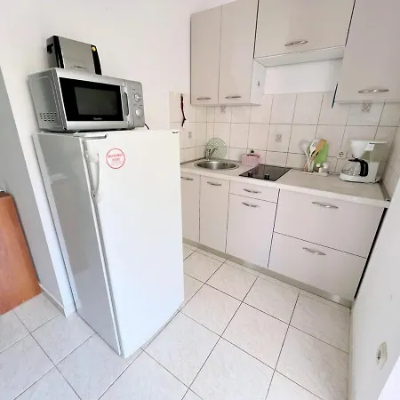 Miramar Apartment Banjol