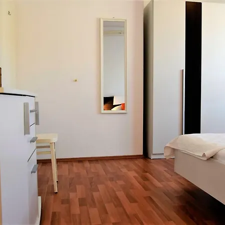 Apartment Miramar