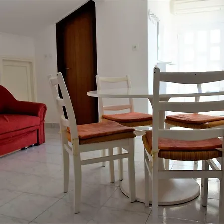 Miramar アパート *