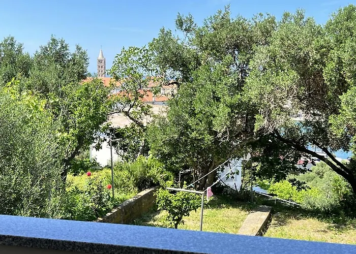 Apartment Miramar